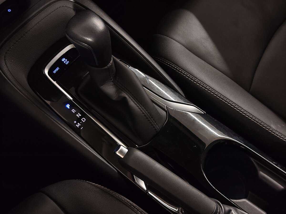 Б/У Тойота Королла 2019 года. Фото: #16