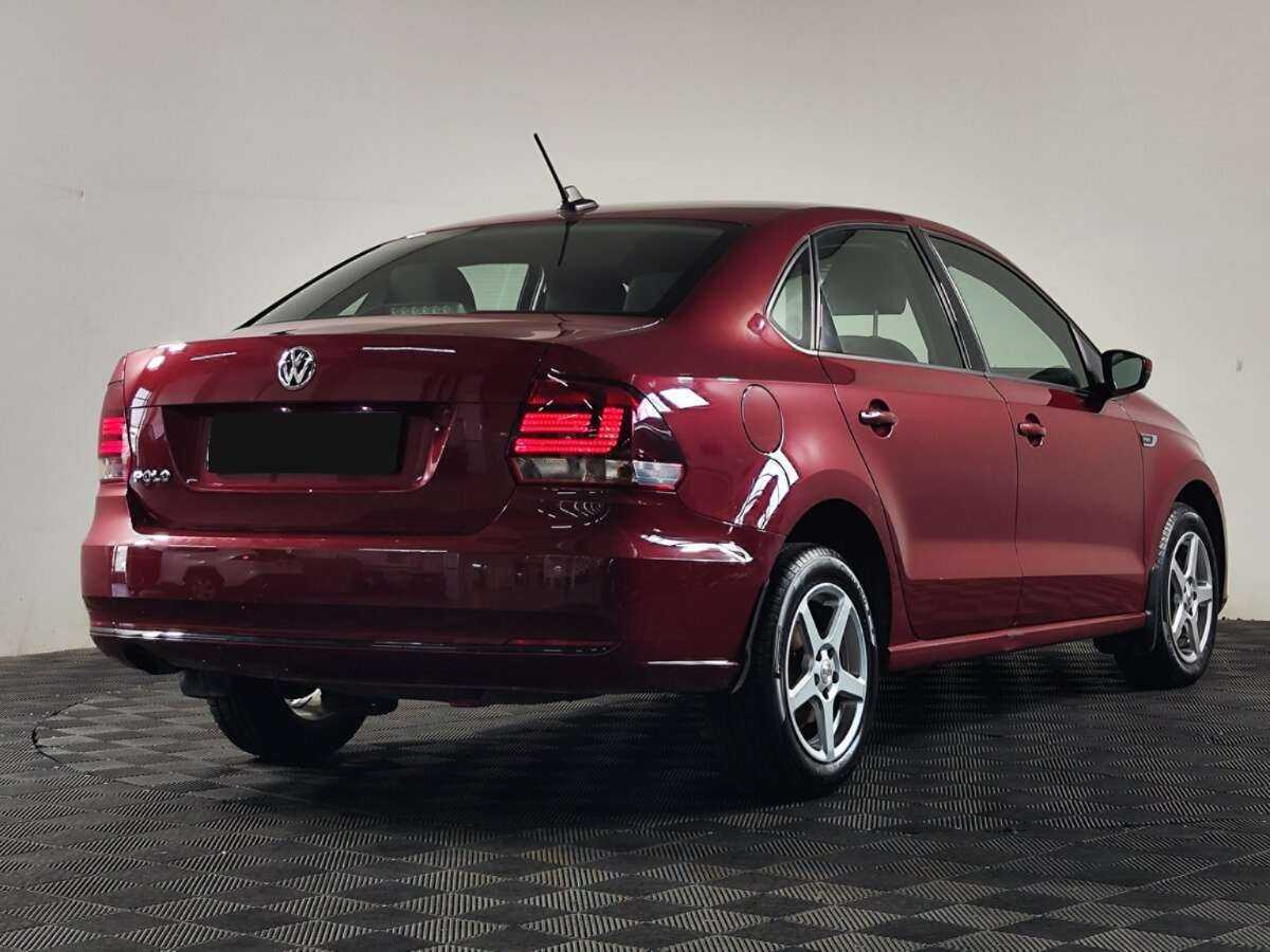 Б/У Фольксваген Поло 2018 года. Фото: #2