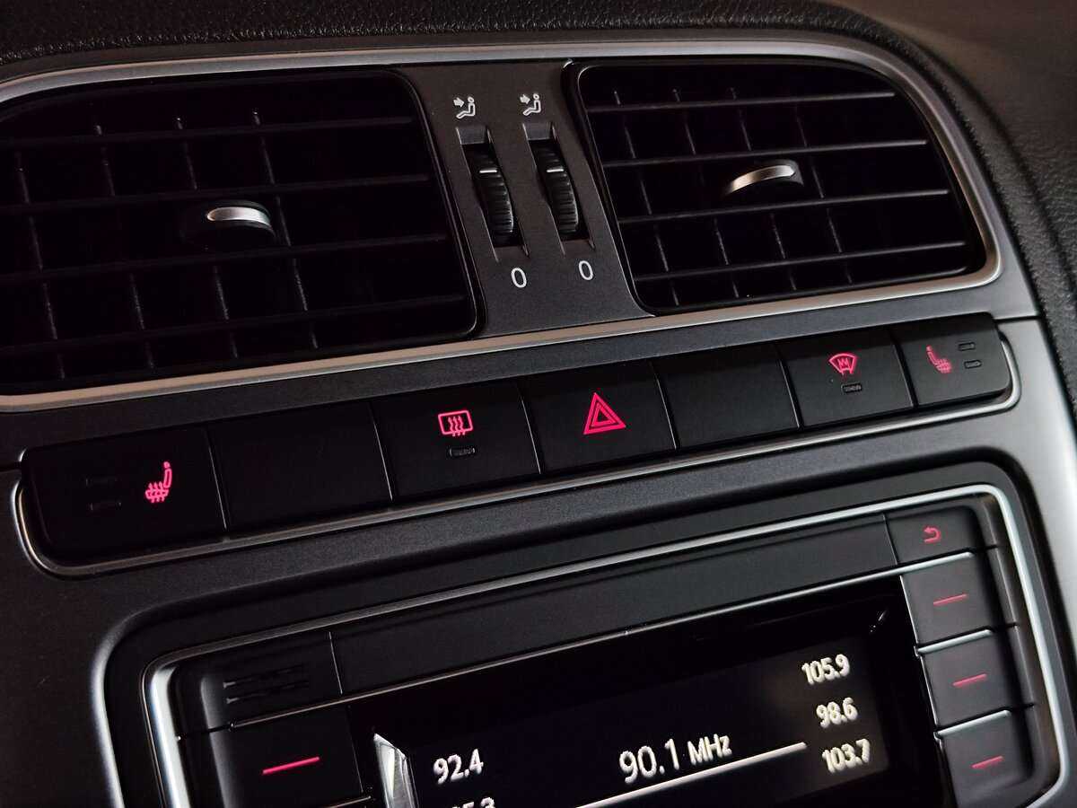 Б/У Фольксваген Поло 2018 года. Фото: #16