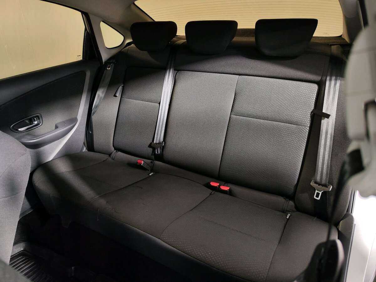 Б/У Ниссан Альмера 2016 года. Фото: #6