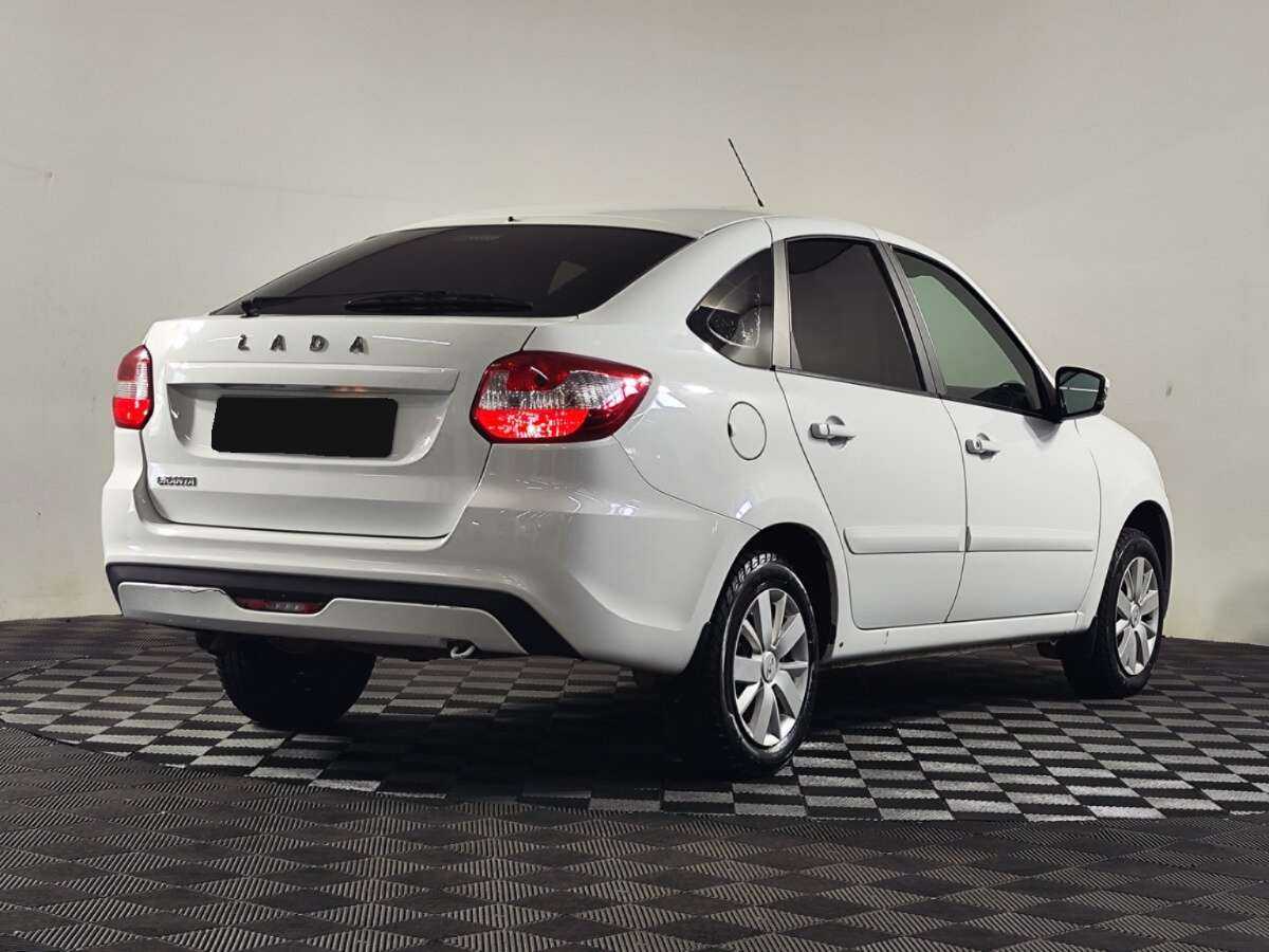 Б/У Лада (ВАЗ) Гранта 2019 года. Фото: #2
