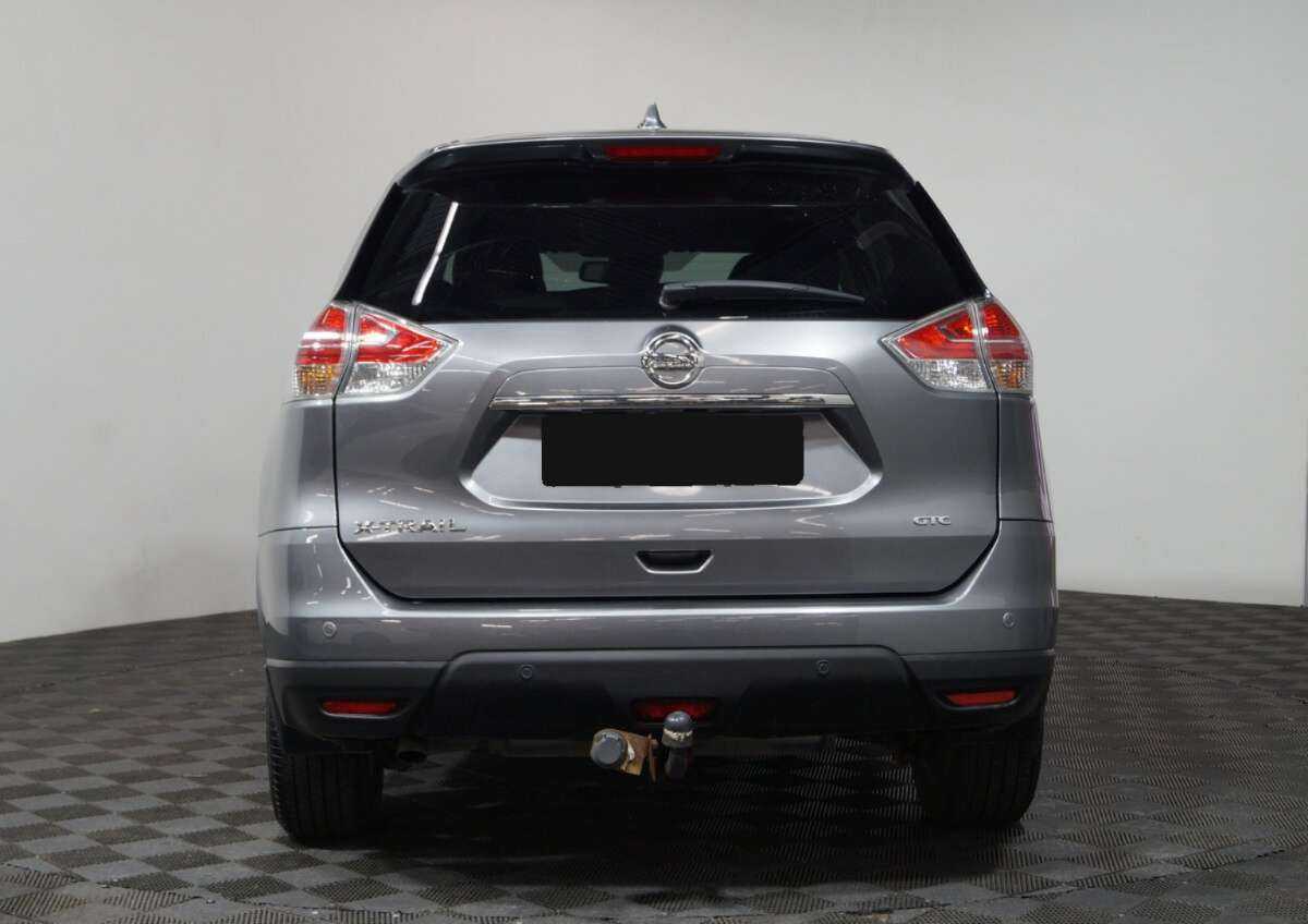 Б/У Ниссан Икс-Трейл 2017 года. Фото: #4