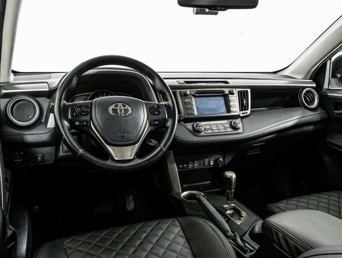 Б/У Тойота Рав4 2014 года. Фото: #9