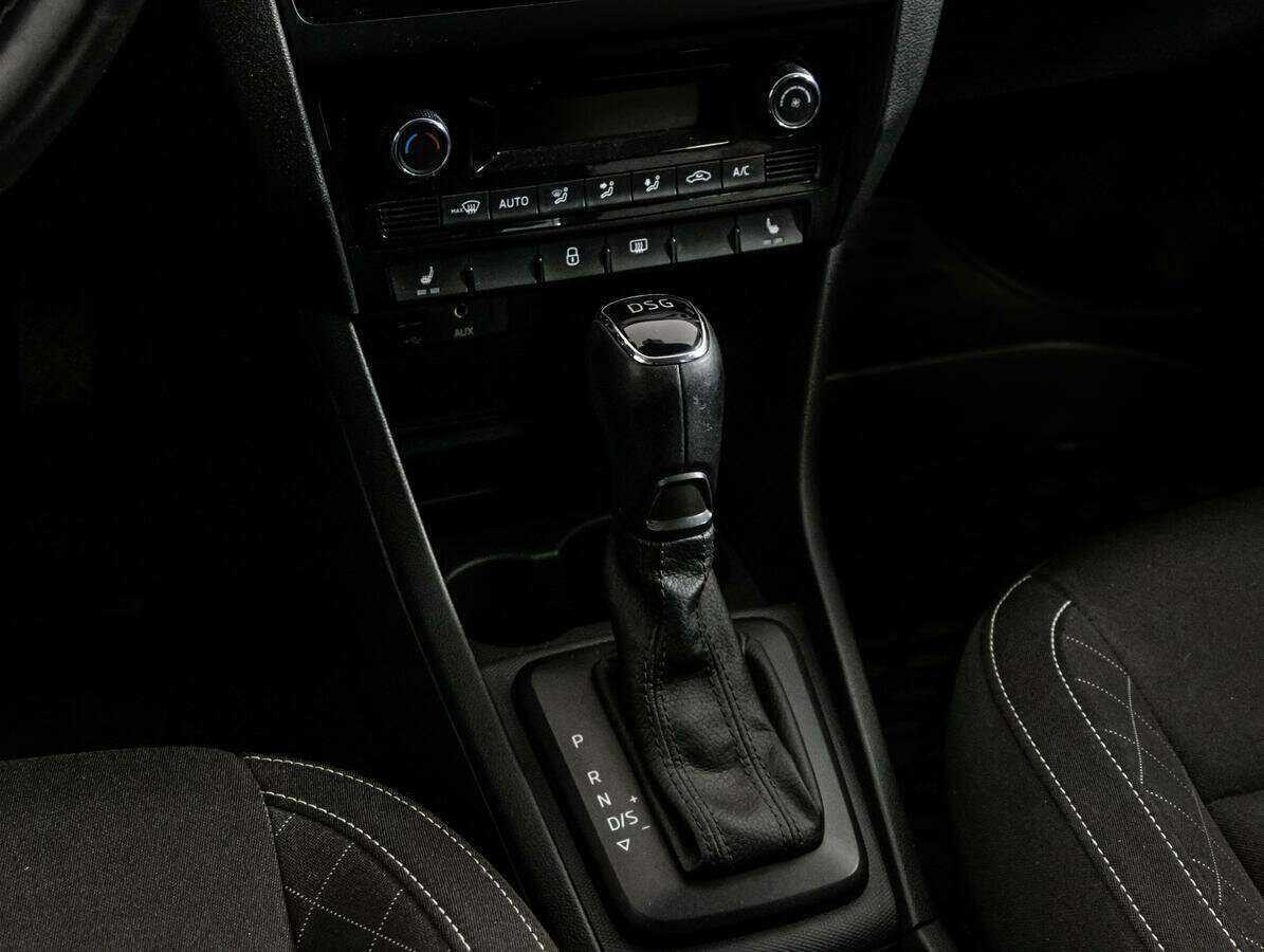 Б/У Шкода Рапид 2017 года. Фото: #10