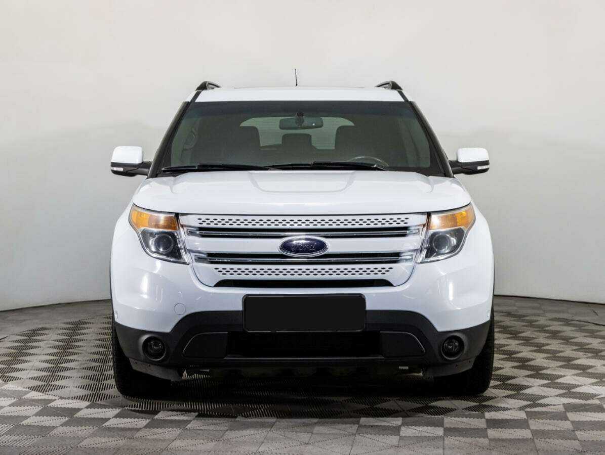 Ford Explorer 2014 года с пробегом. Фото: #1