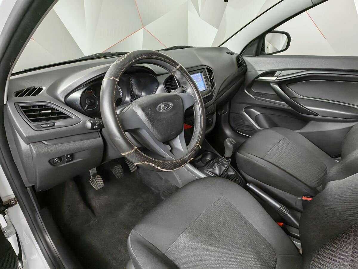 Lada (ВАЗ) Vesta 2017 года с пробегом. Фото: #13