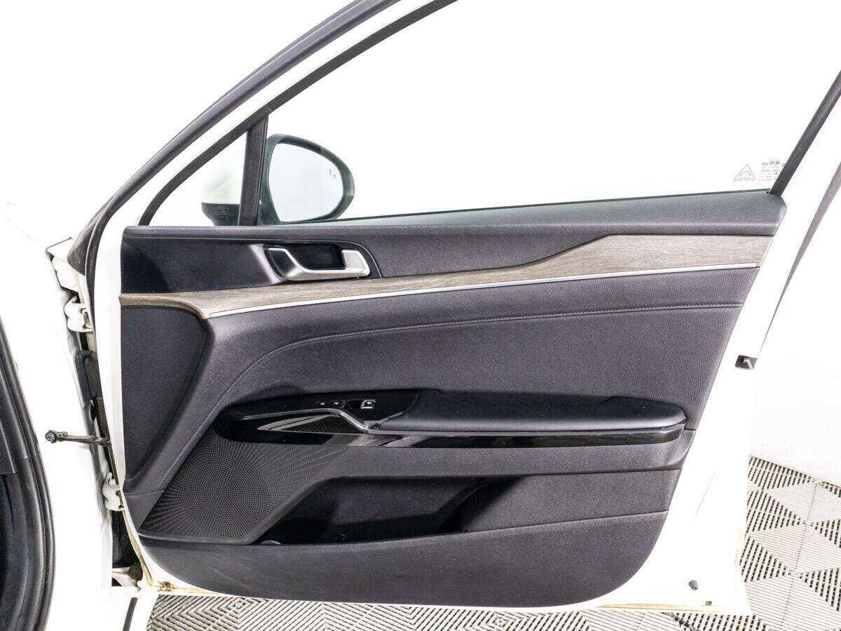 Б/У Киа К5 2020 года. Фото: #26