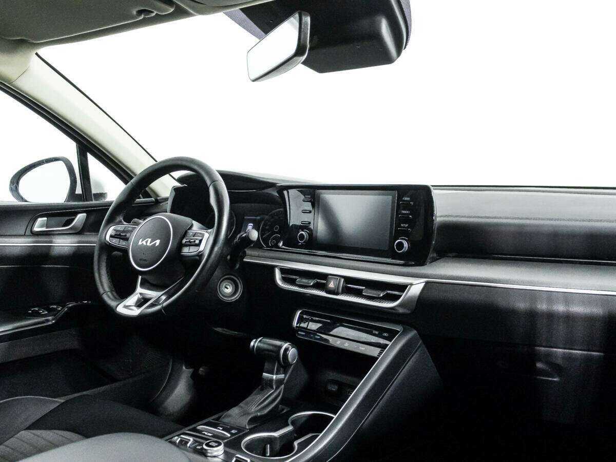 Б/У Киа К5 2021 года. Фото: #6