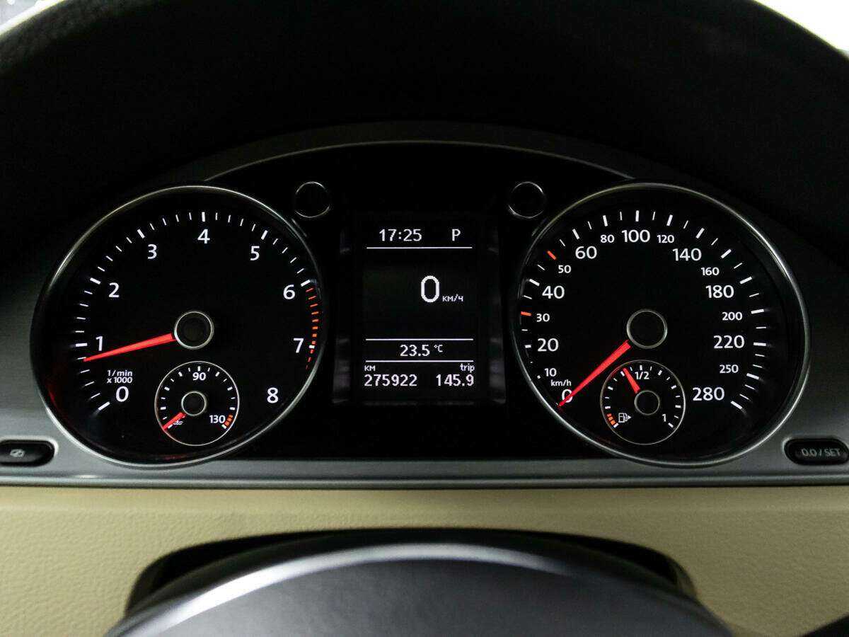 Б/У Фольксваген Пассат ЦЦ 2012 года. Фото: #11