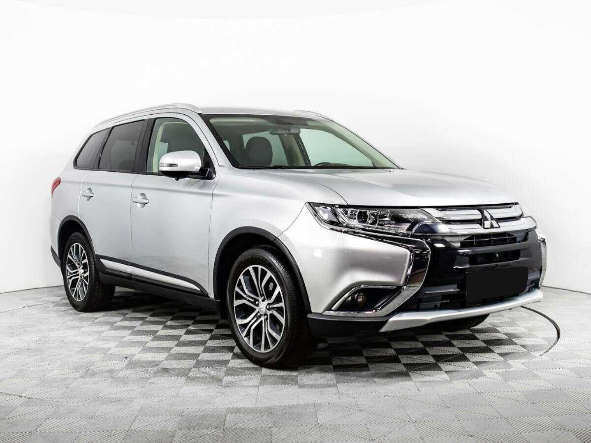 Mitsubishi Outlander 2016 года с пробегом. Фото: #2