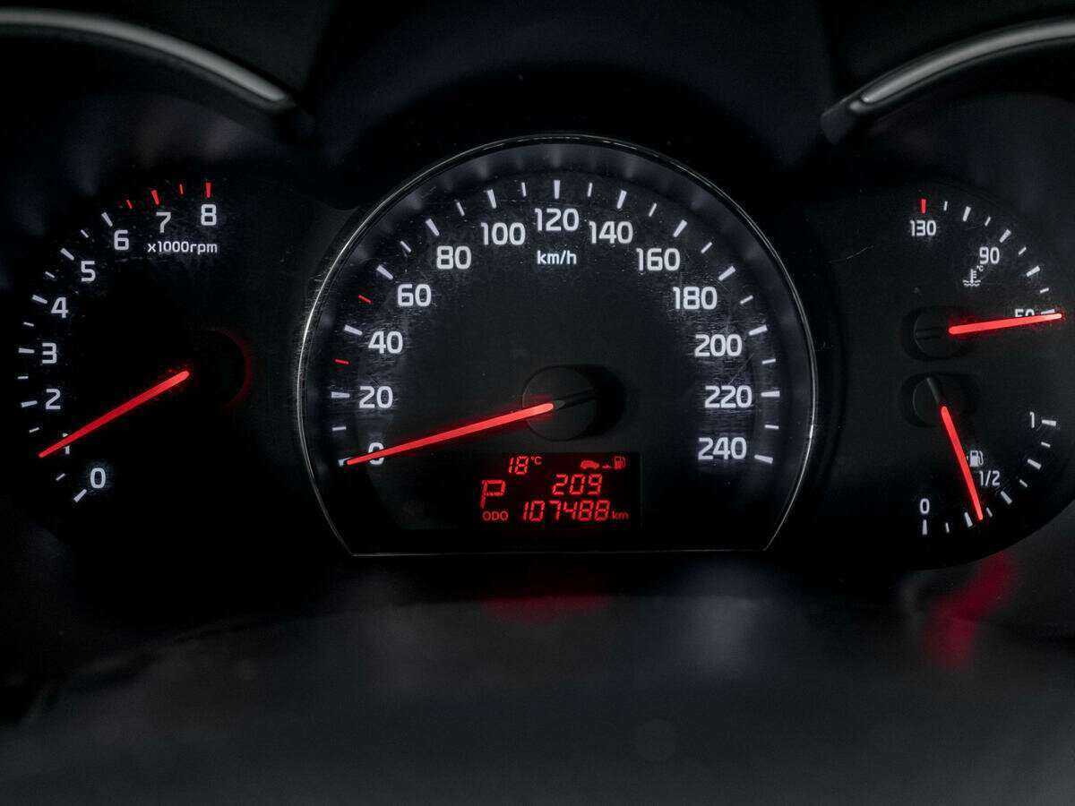 Б/У Киа Соренто 2013 года. Фото: #10