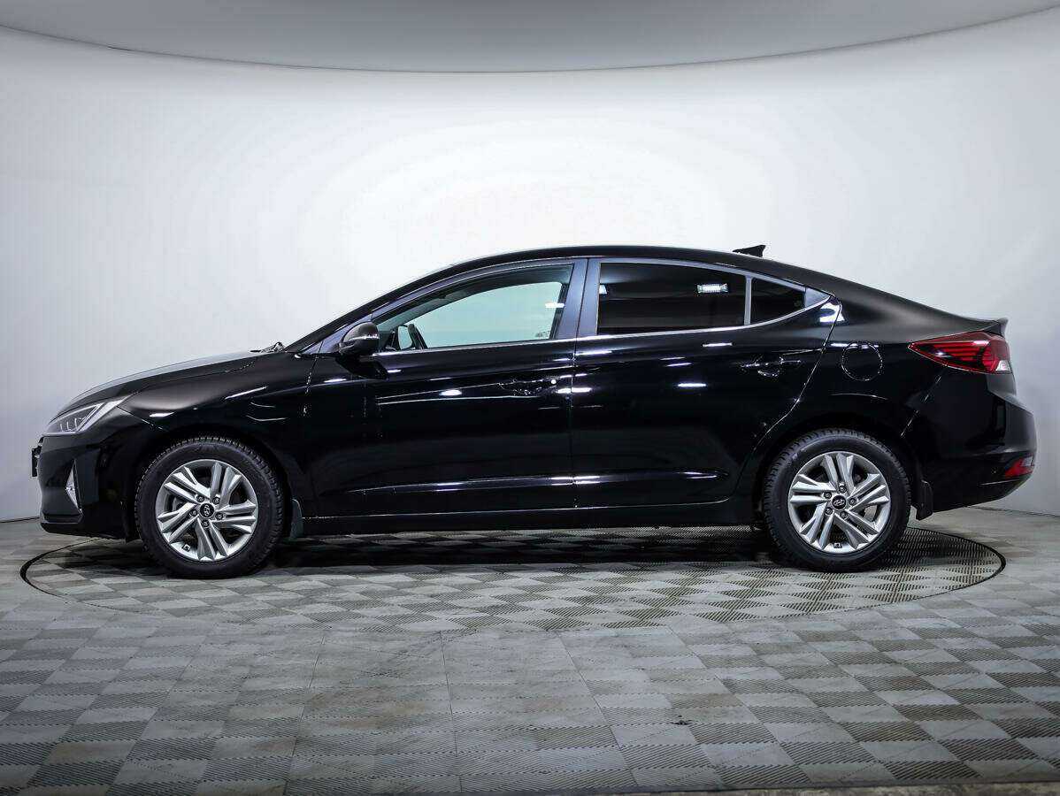 Hyundai Elantra 2019 года с пробегом. Фото: #6