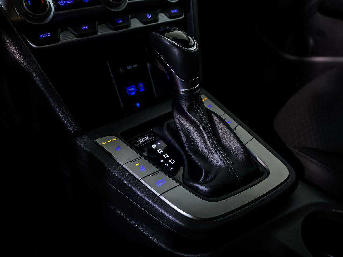 Hyundai Elantra 2019 года с пробегом. Фото: #13