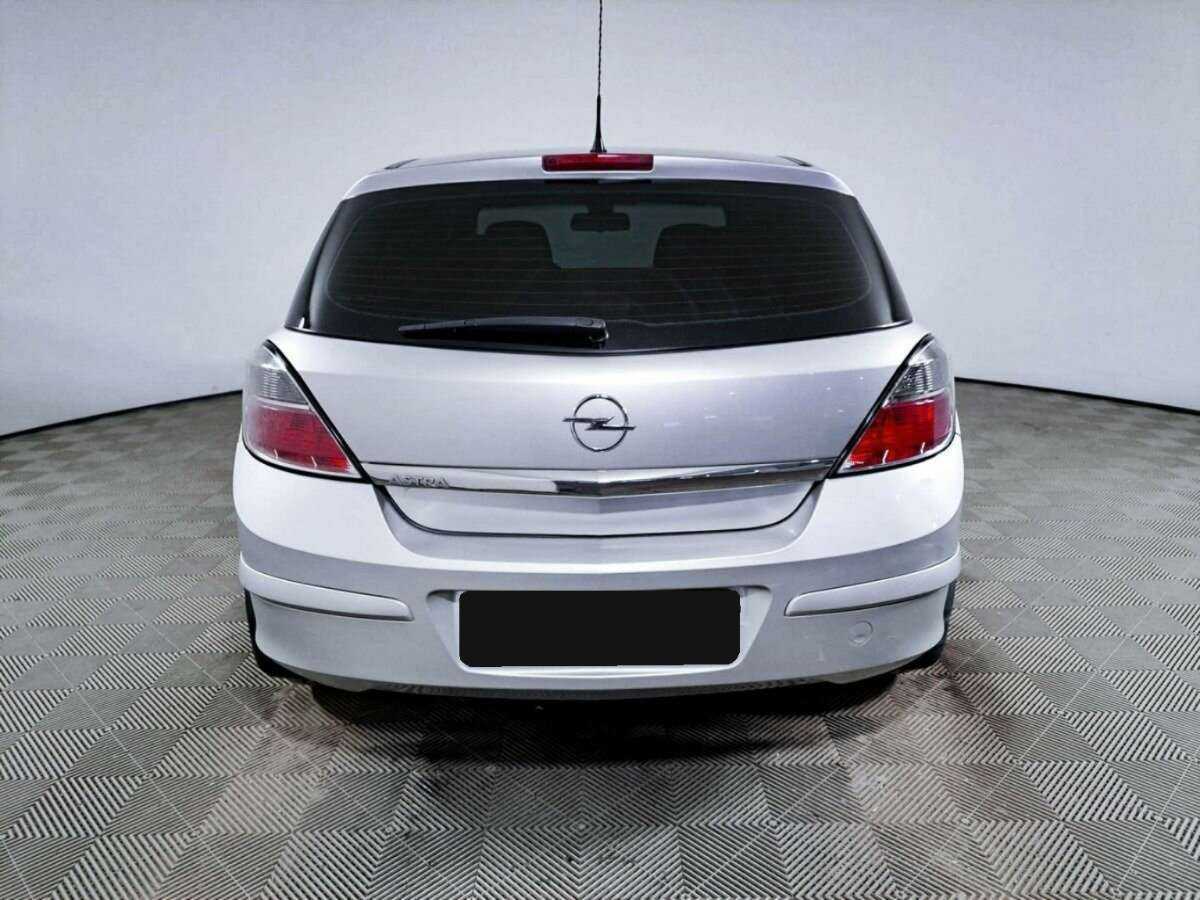 Opel Astra 2013 года с пробегом. Фото: #5