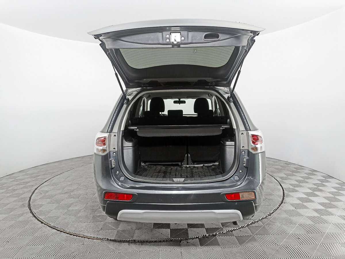 Mitsubishi Outlander 2014 года с пробегом. Фото: #9