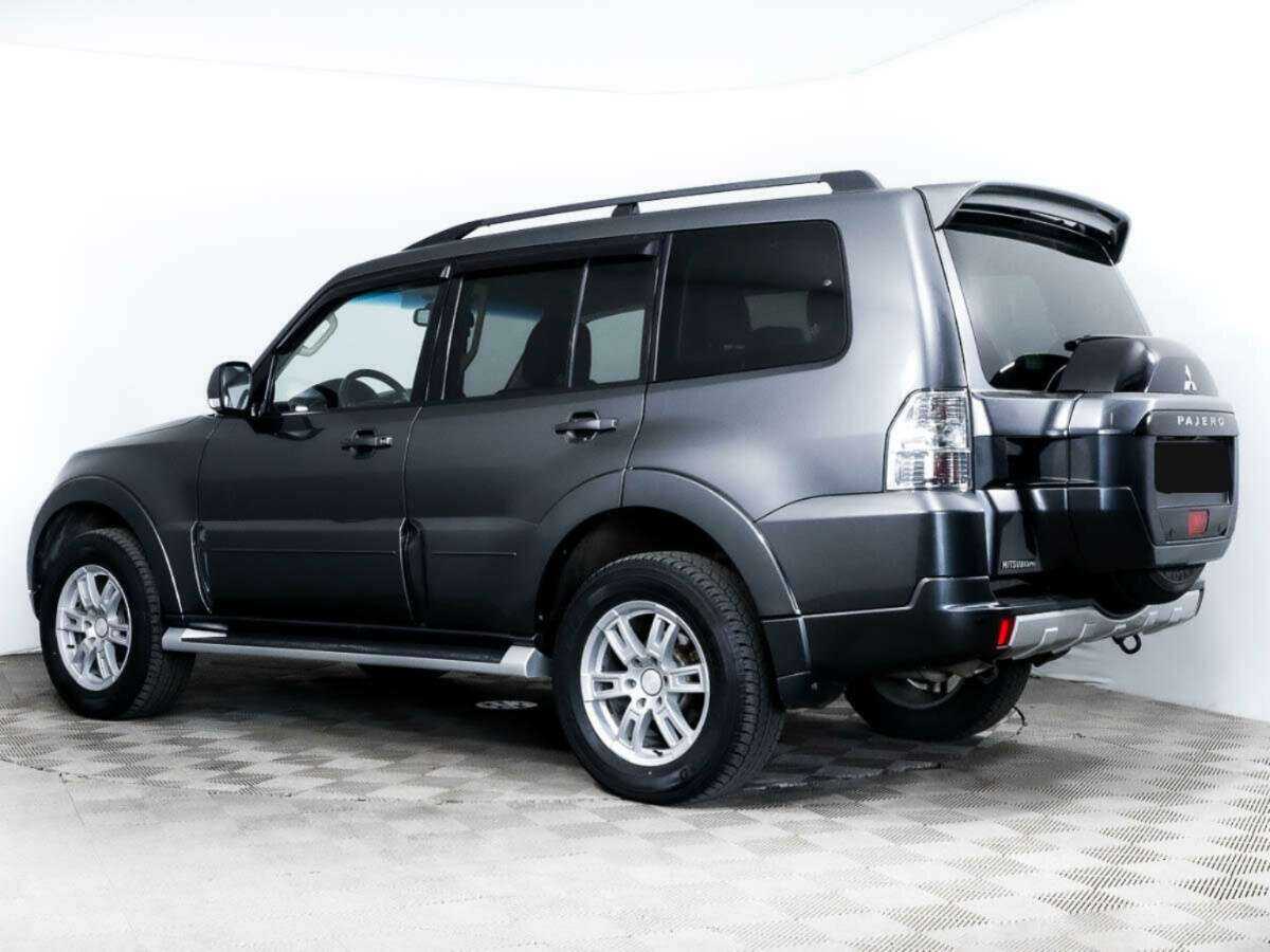 Mitsubishi Pajero 2018 года с пробегом. Фото: #5