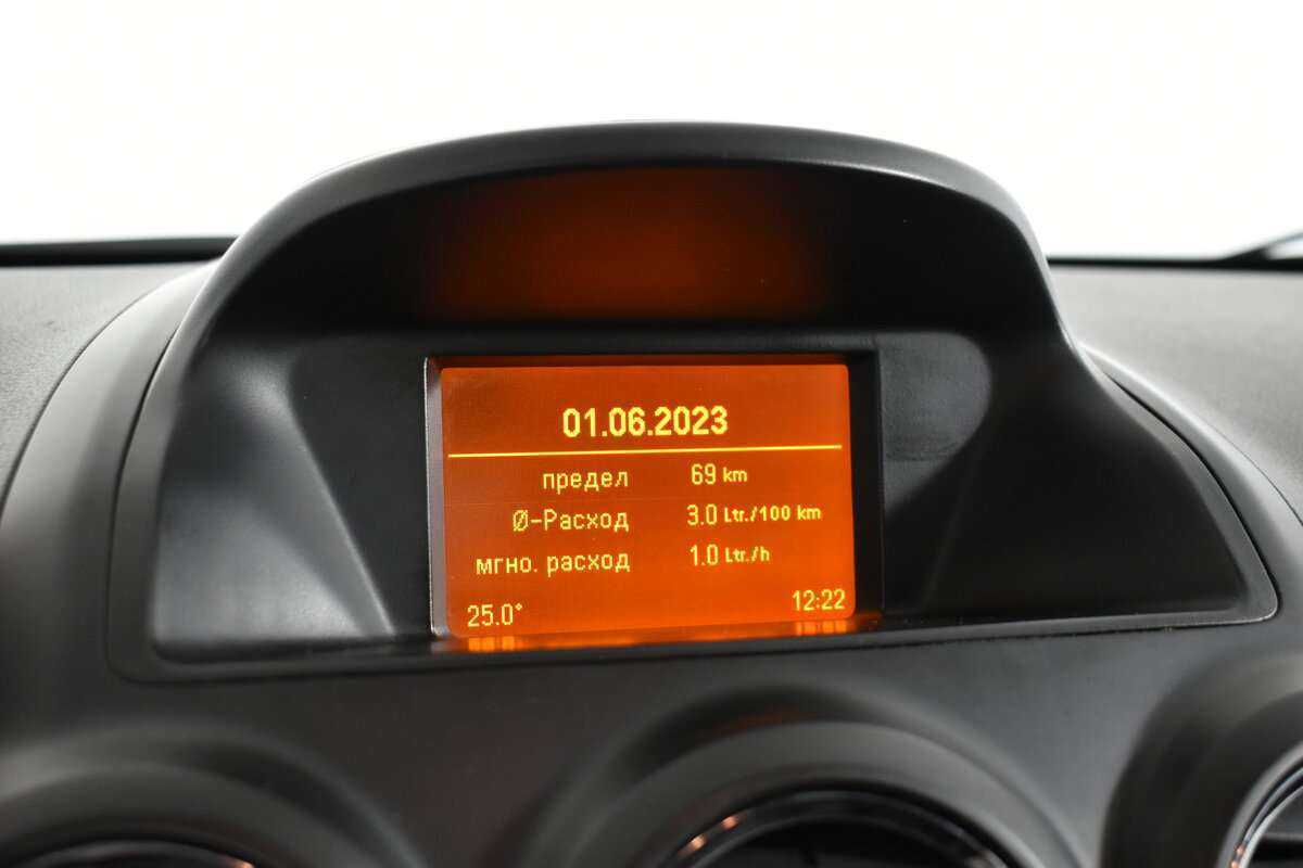 Б/У Опель Антара 2013 года. Фото: #17