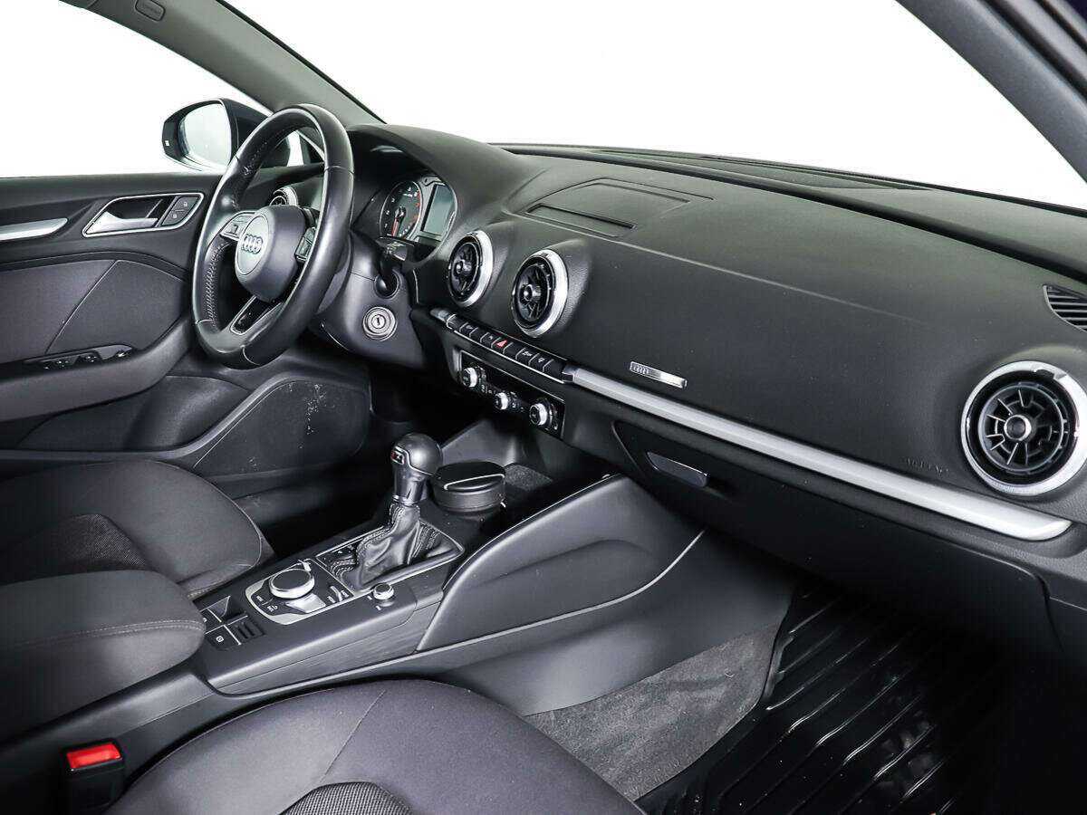 Audi A3 2016 года с пробегом. Фото: #10