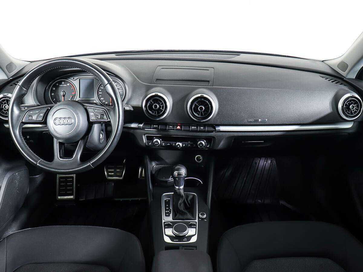 Audi A3 2016 года с пробегом. Фото: #12