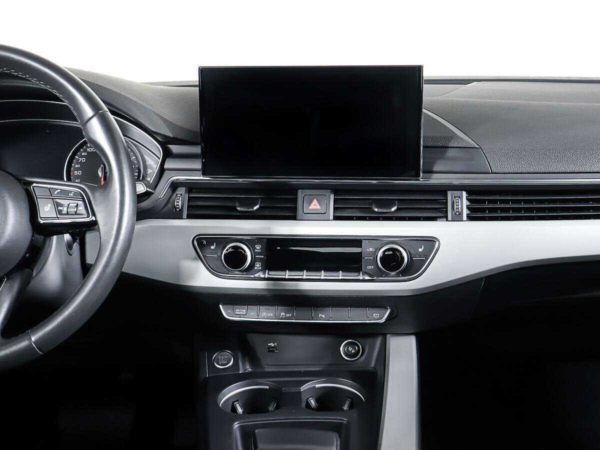 Audi A4 2020 года с пробегом. Фото: #11