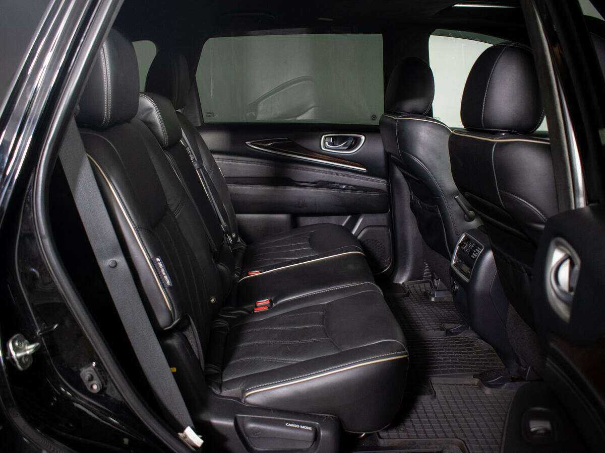 Infiniti QX60 2019 года с пробегом. Фото: #6