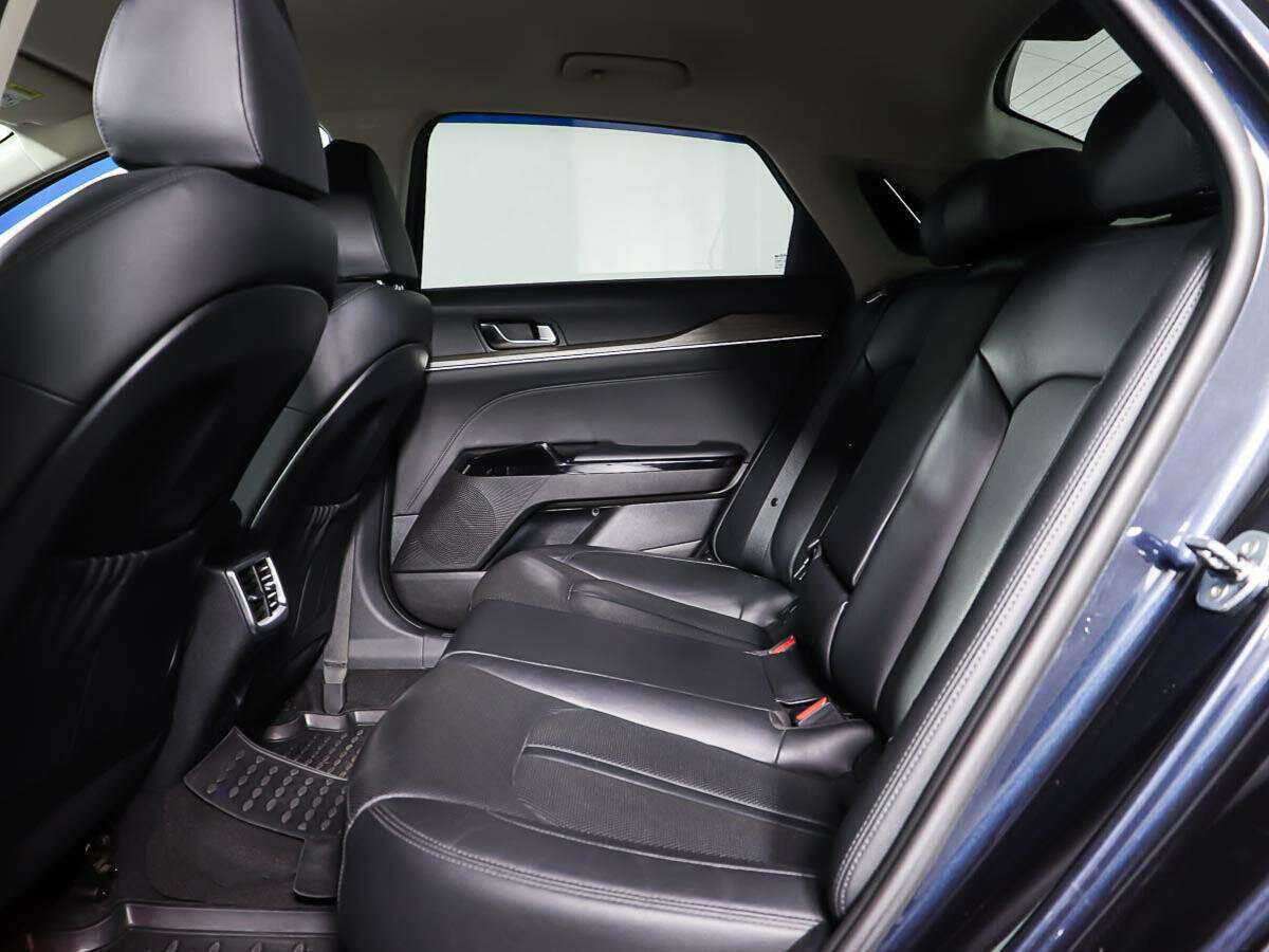 Б/У Киа К5 2021 года. Фото: #9