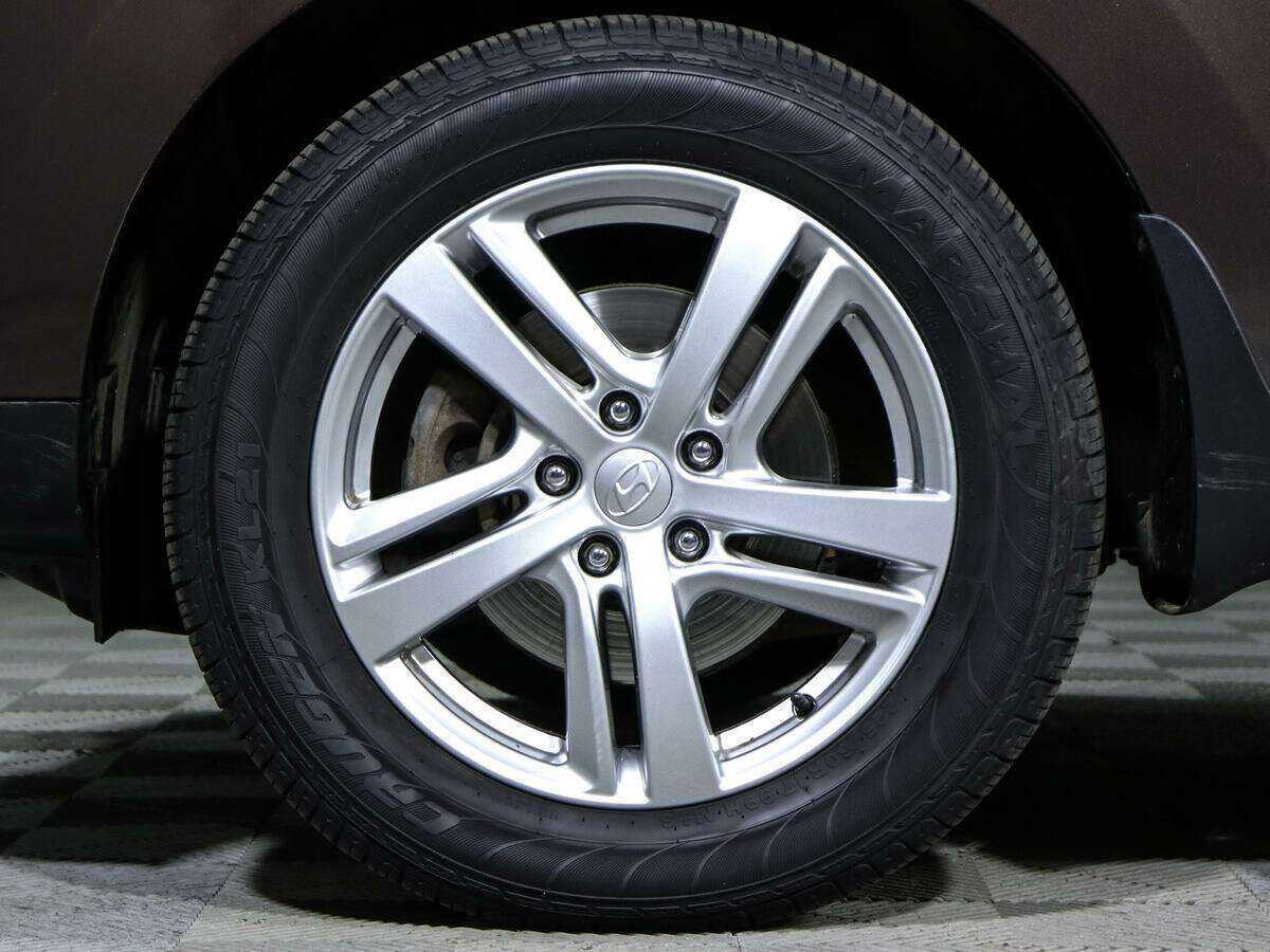 Б/У Хендай ай-икс35 2014 года. Фото: #14