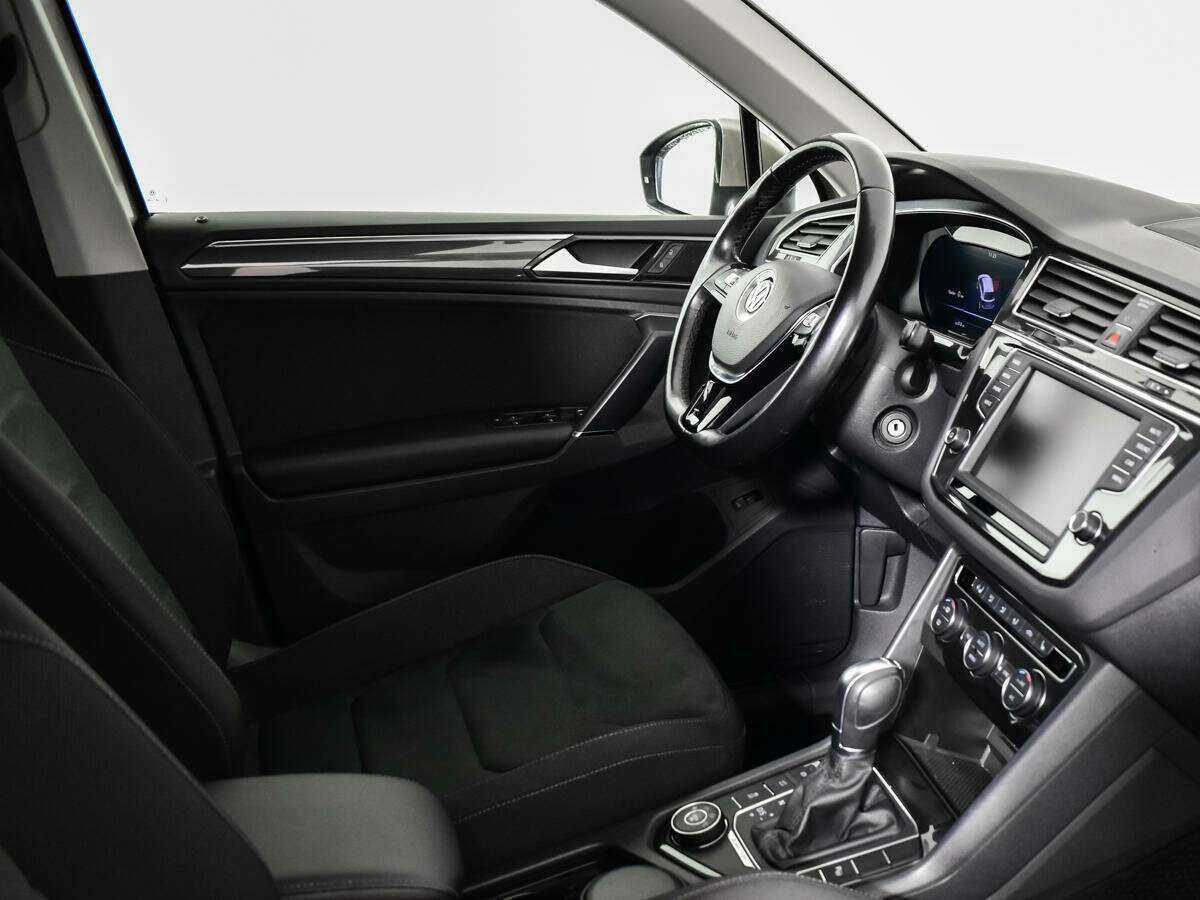 Volkswagen Tiguan 2017 года с пробегом. Фото: #4