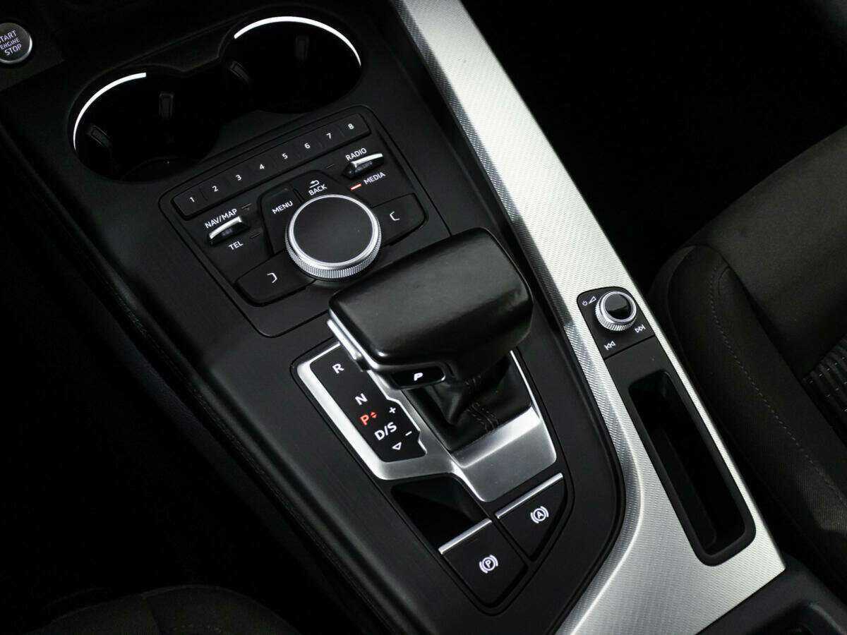 Audi A4 2015 года с пробегом. Фото: #12