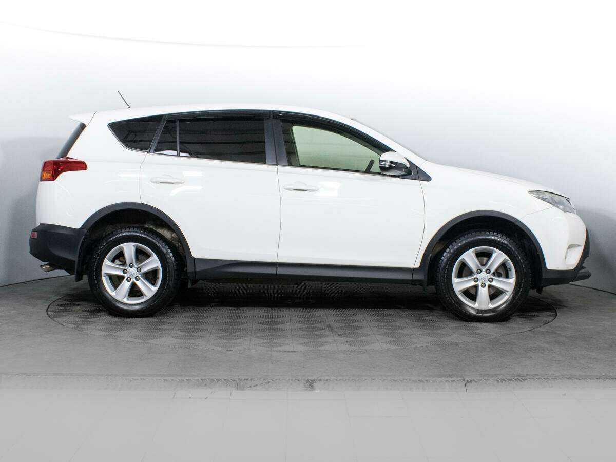 Б/У Тойота Рав4 2013 года. Фото: #3