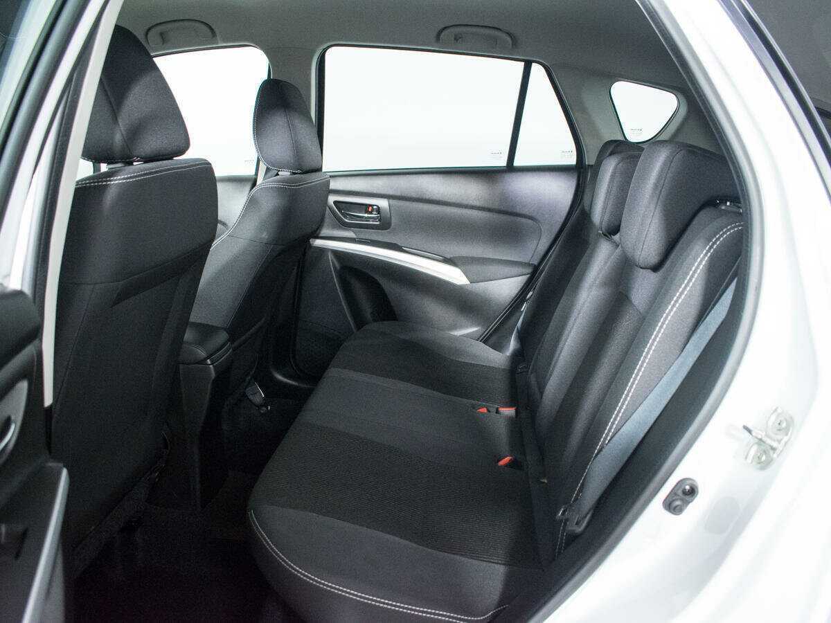 Suzuki SX4 2018 года с пробегом. Фото: #9