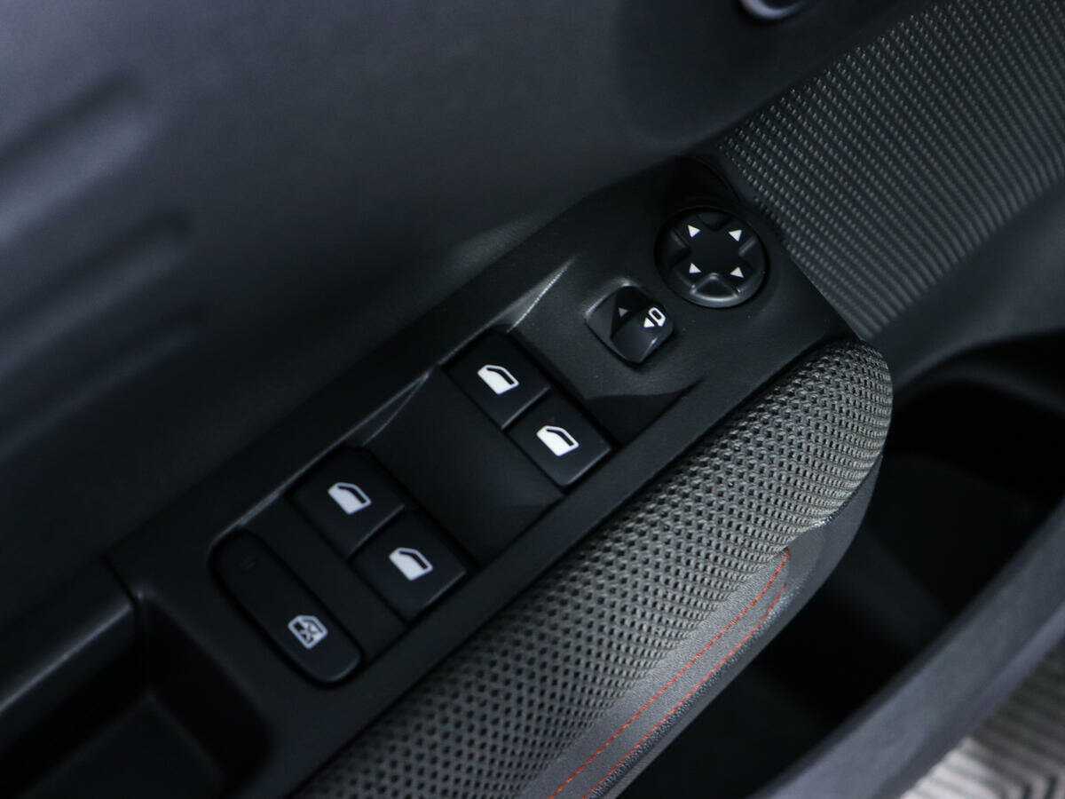 Б/У Ситроен Ц3 Эйркросс 2018 года. Фото: #14