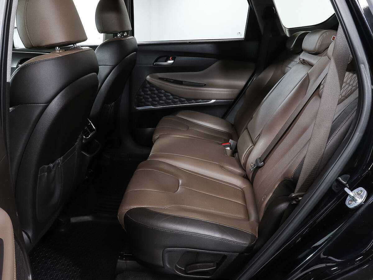 Hyundai Santa Fe 2019 года с пробегом. Фото: #9