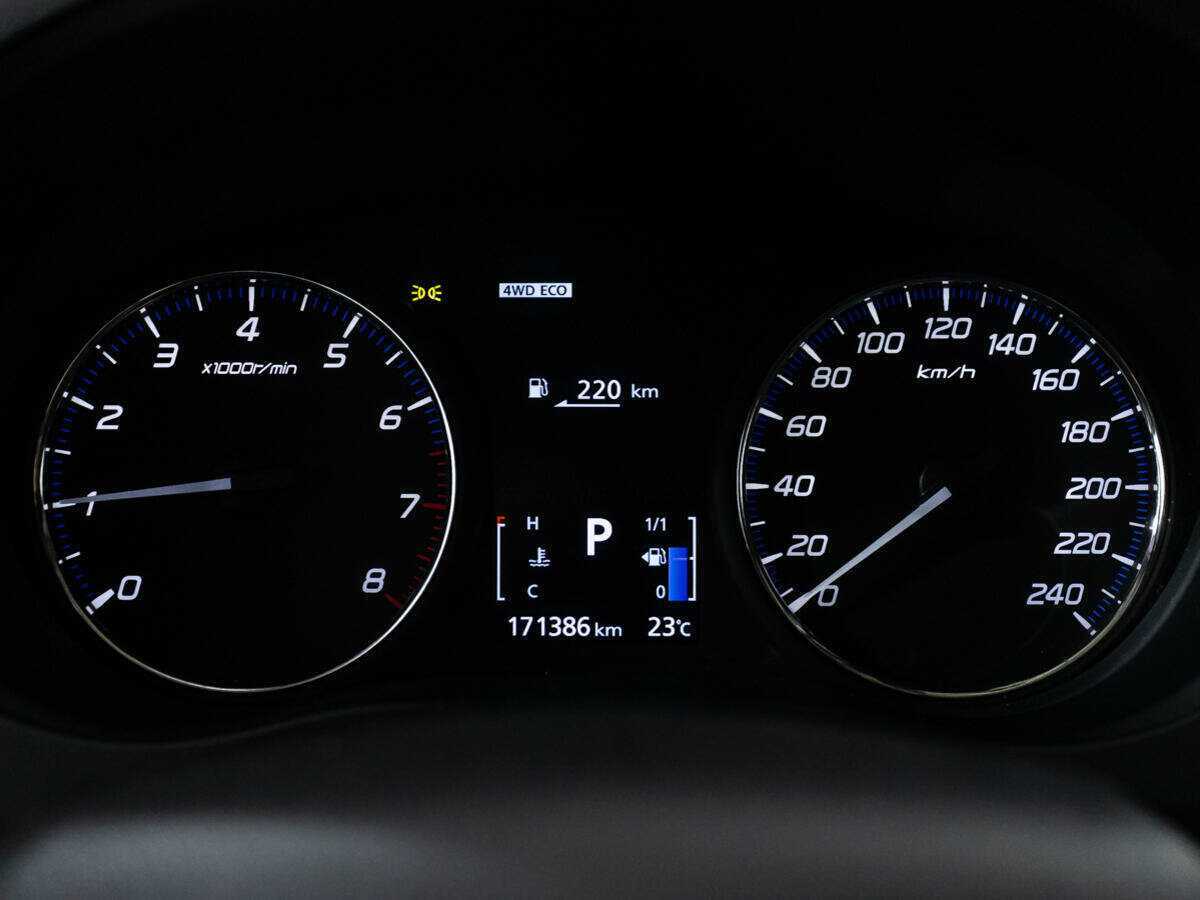 Mitsubishi Outlander 2017 года с пробегом. Фото: #11