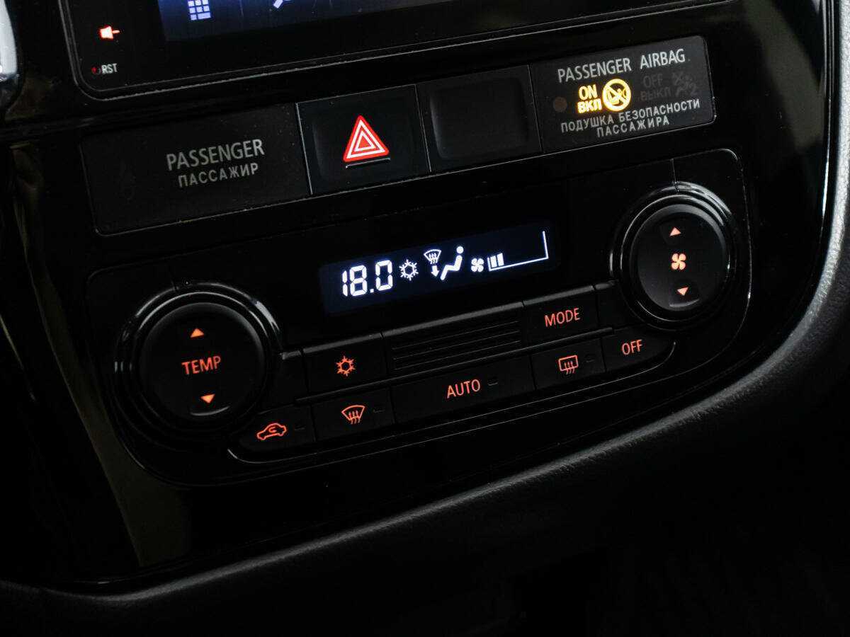 Mitsubishi Outlander 2017 года с пробегом. Фото: #17