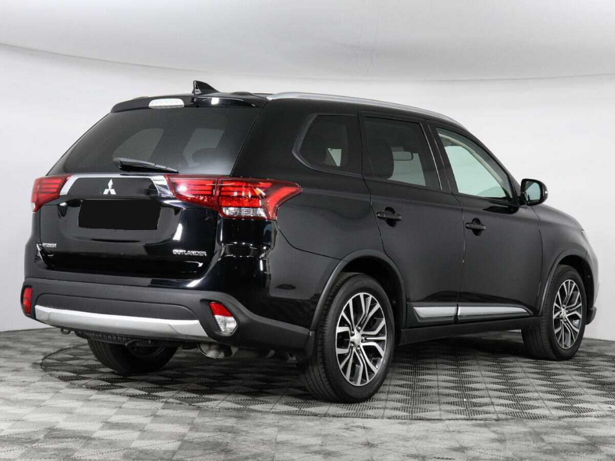 Mitsubishi Outlander 2018 года с пробегом. Фото: #4