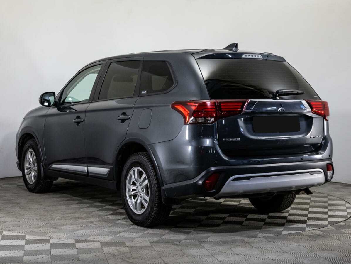 Mitsubishi Outlander 2019 года с пробегом. Фото: #5