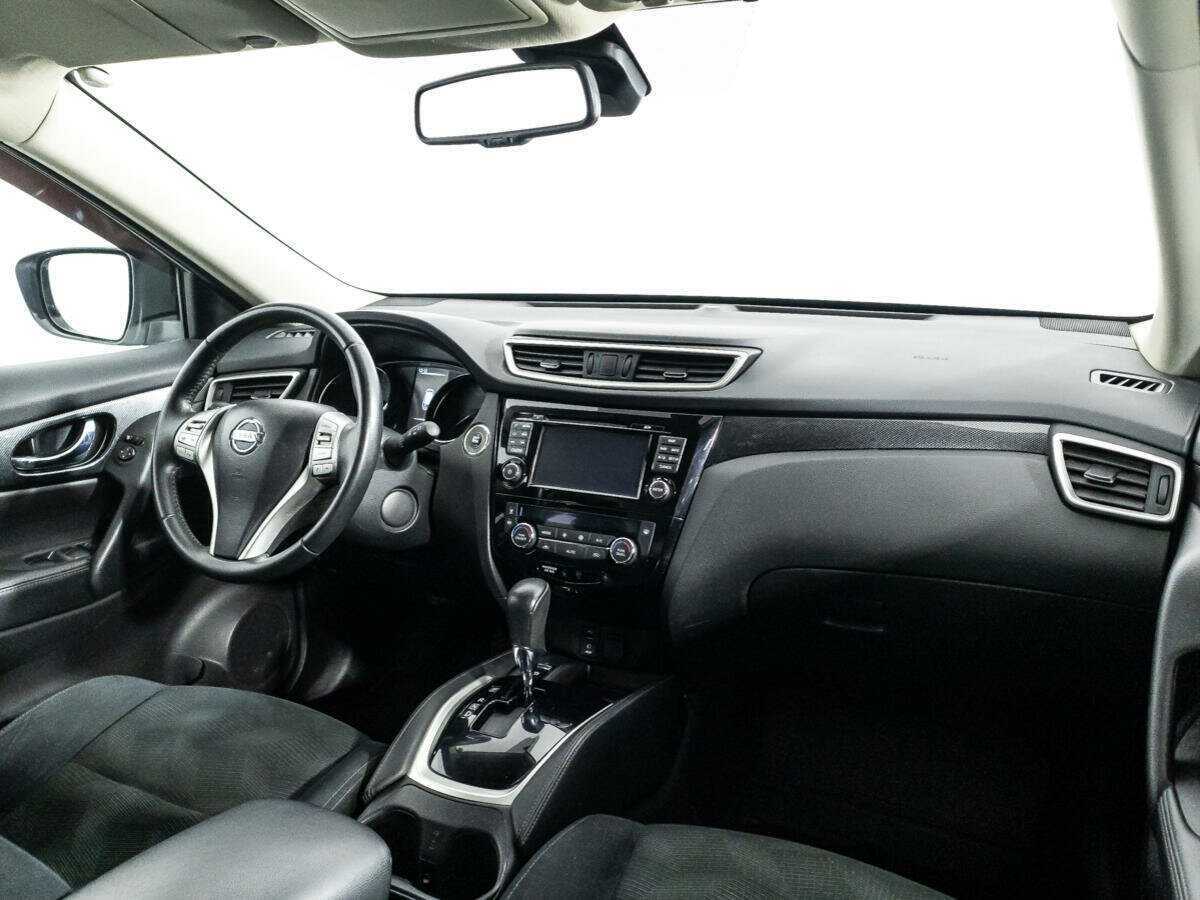 Б/У Ниссан Икс-Трейл 2017 года. Фото: #8