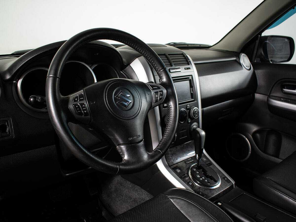 Suzuki Grand Vitara 2014 года с пробегом. Фото: #7