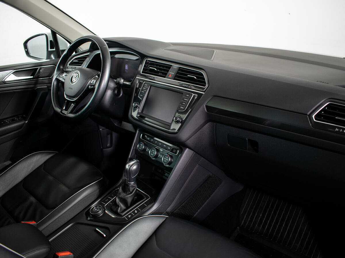 Volkswagen Tiguan 2017 года с пробегом. Фото: #8