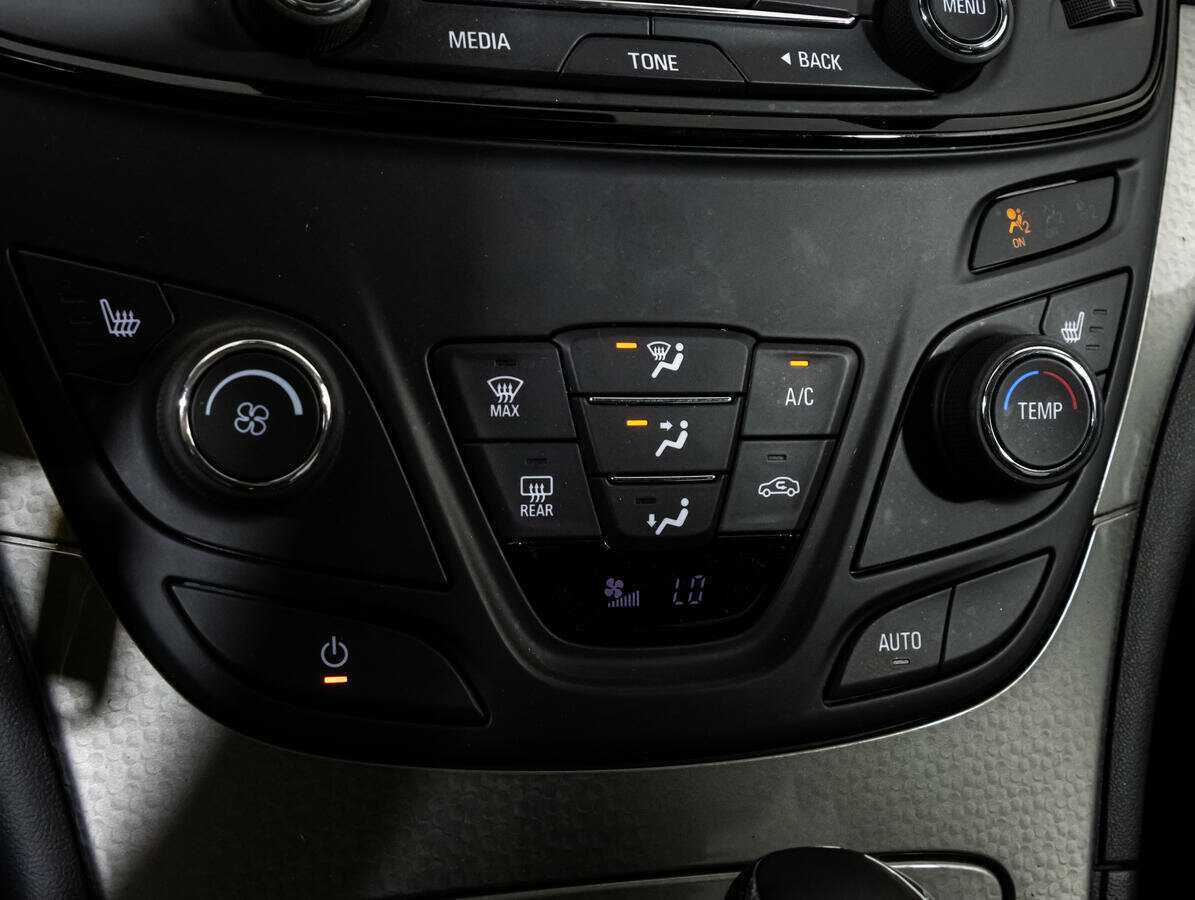 Opel Insignia 2014 года с пробегом. Фото: #14