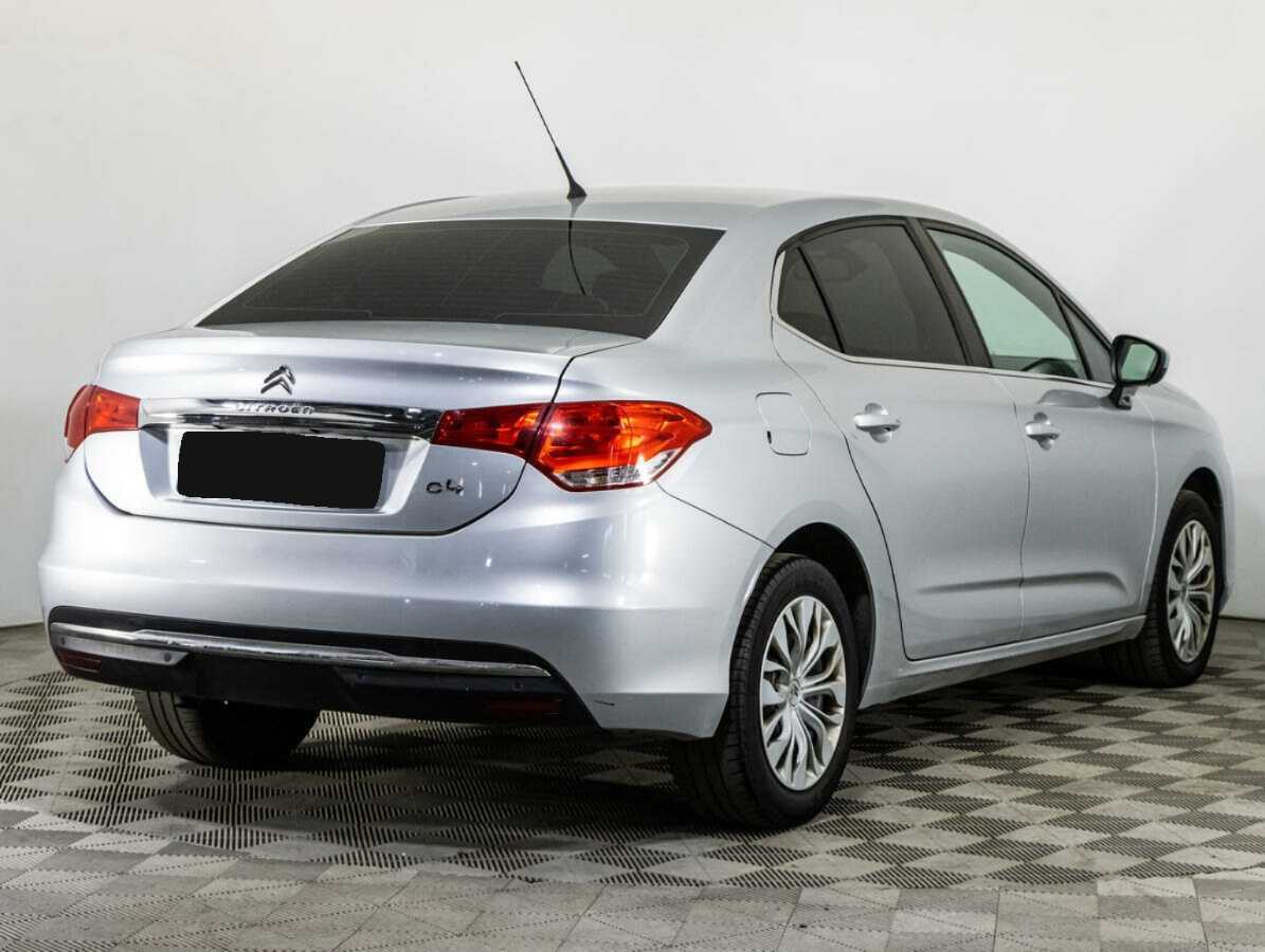 Б/У Ситроен Ц4 2016 года. Фото: #3
