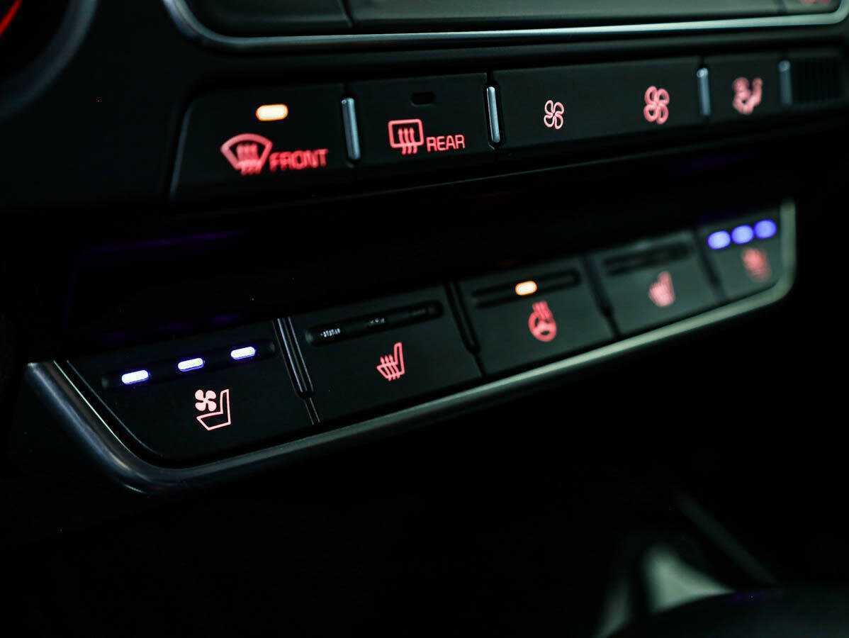 Kia Sorento 2018 года с пробегом. Фото: #16