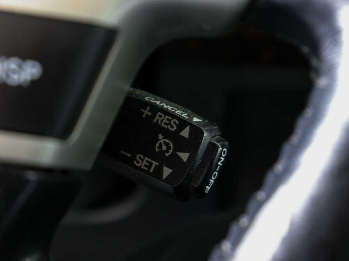 Toyota Land Cruiser 2012 года с пробегом. Фото: #23