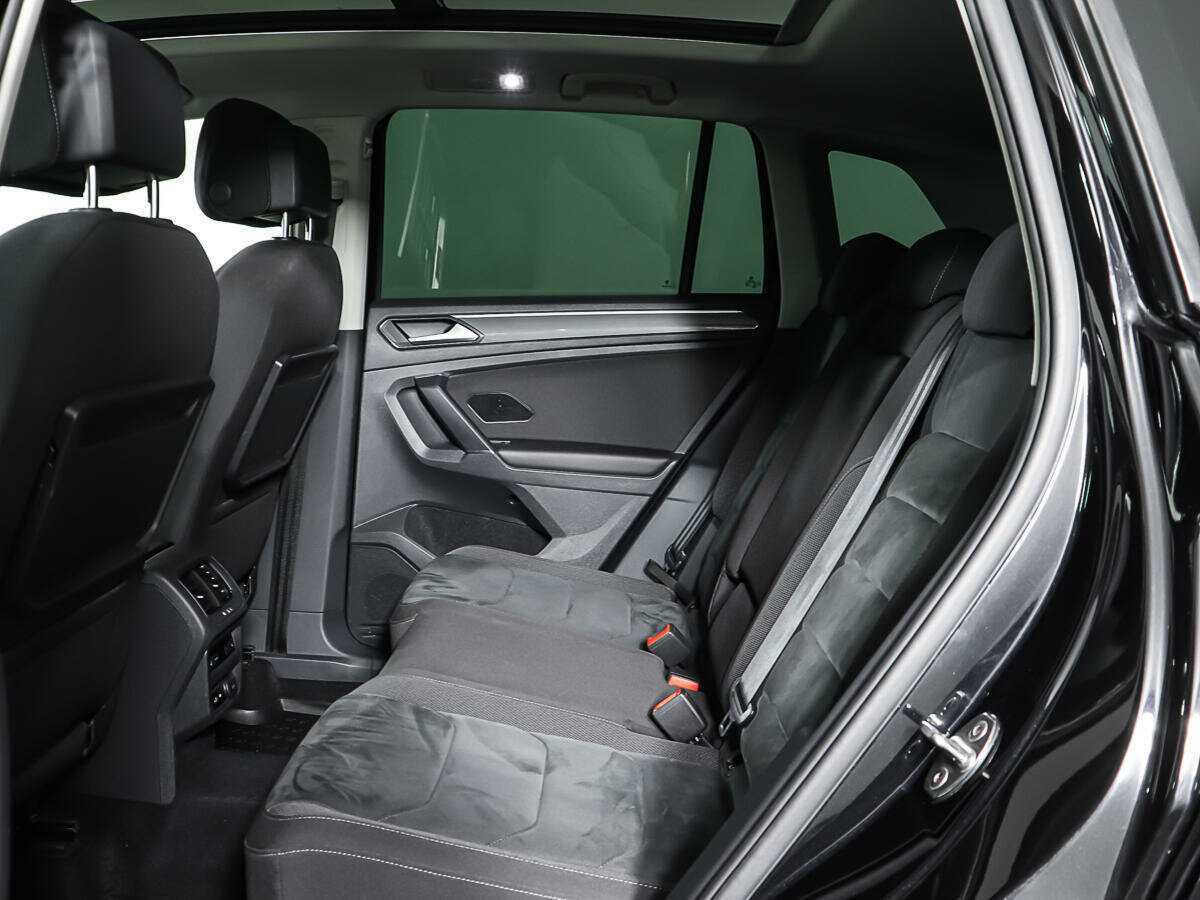 Б/У Фольксваген Тигуан 2018 года. Фото: #9