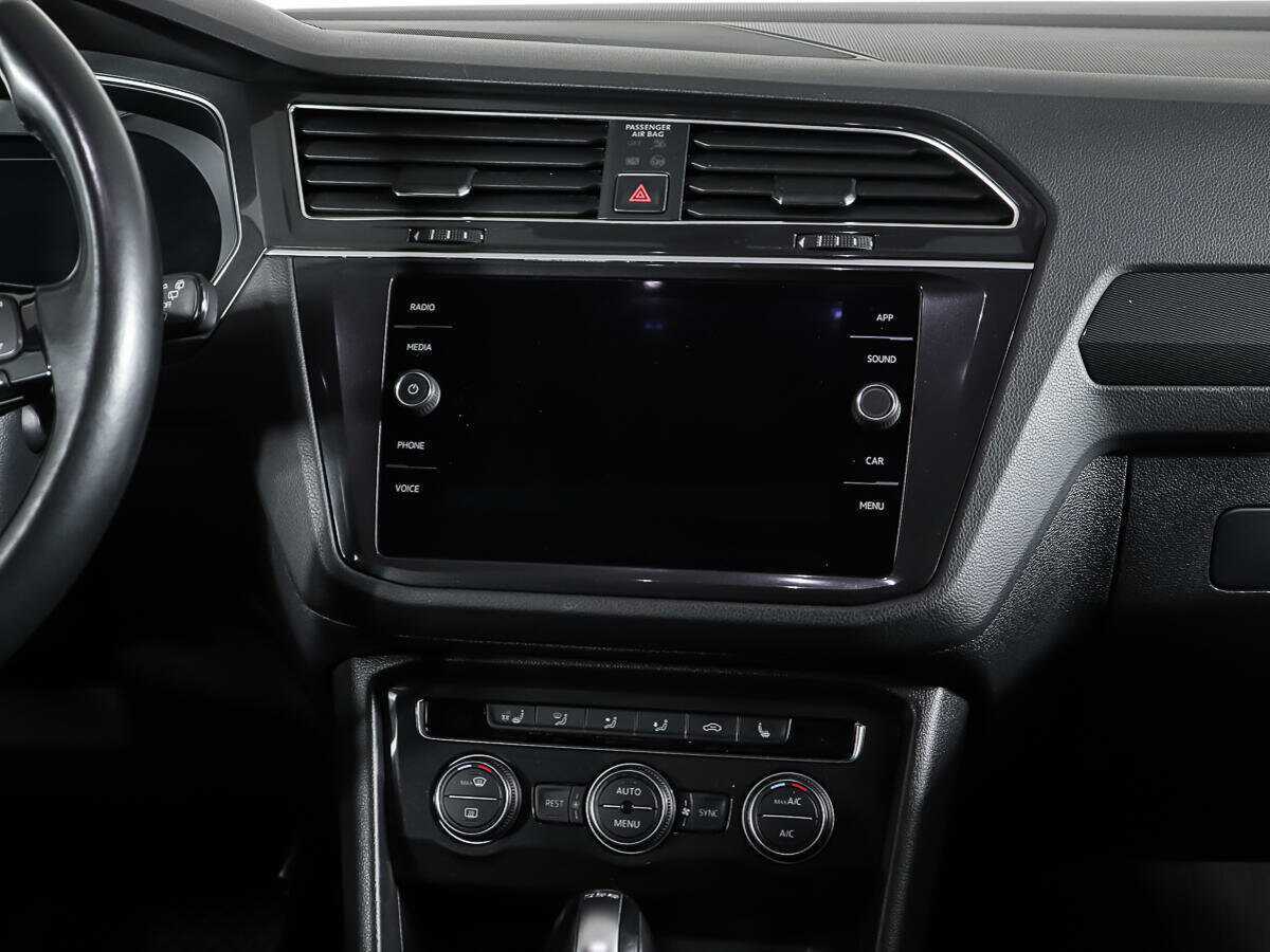 Б/У Фольксваген Тигуан 2018 года. Фото: #11