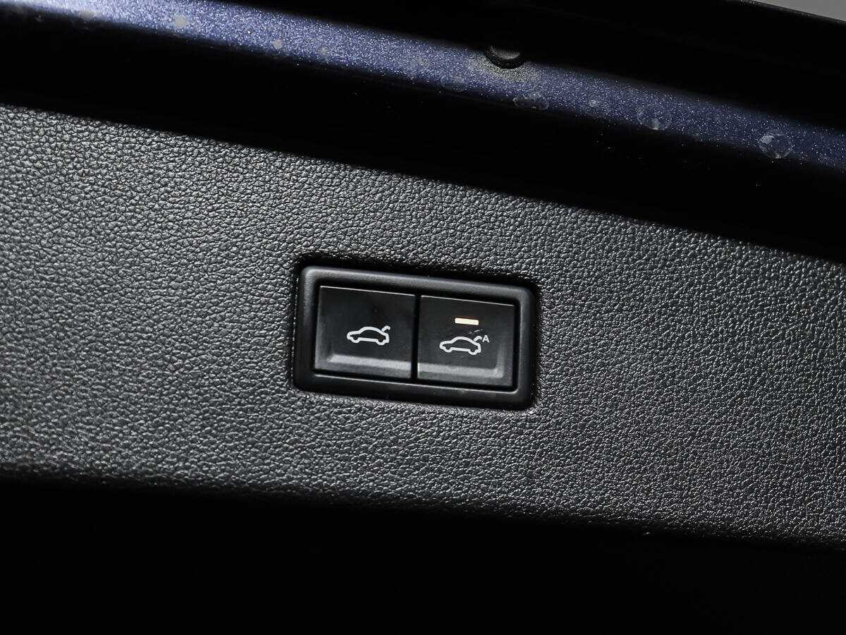 Б/У Фольксваген Тигуан 2018 года. Фото: #14