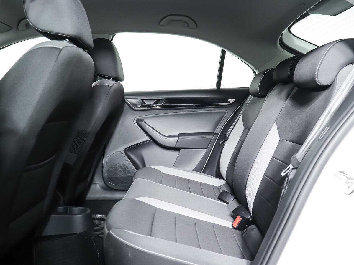 Б/У Шкода Рапид 2019 года. Фото: #8