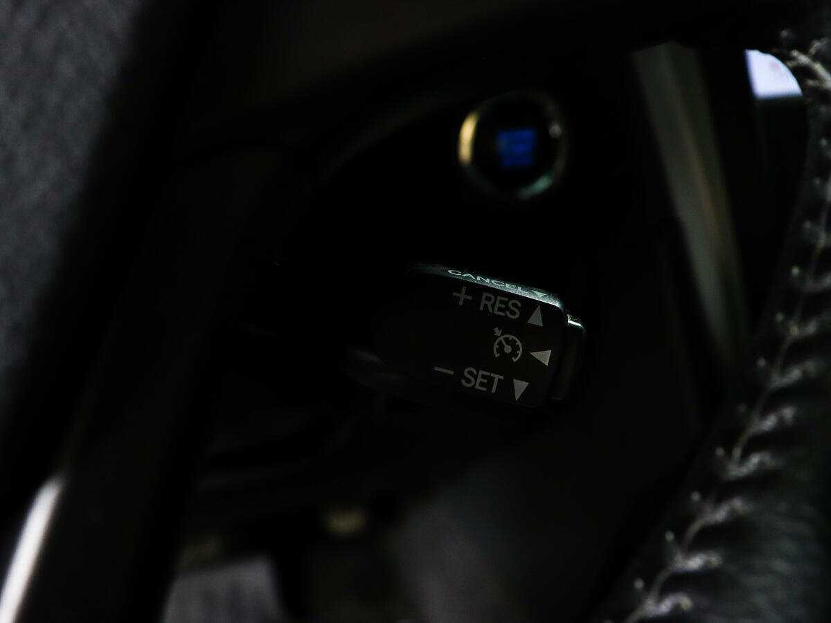 Б/У Тойота Камри 2018 года. Фото: #14