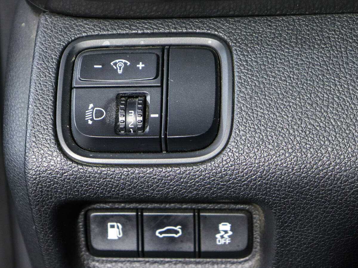 Б/У Киа Оптима 2016 года. Фото: #13